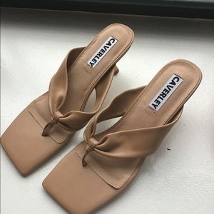Caverley tan kitten heels